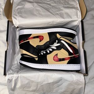 Air jordan retro 1 mid